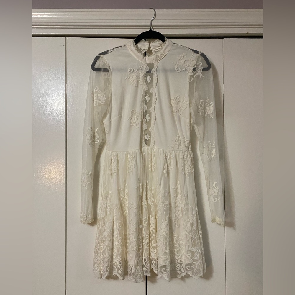 Forever 21 Medium Lace Mini Dress